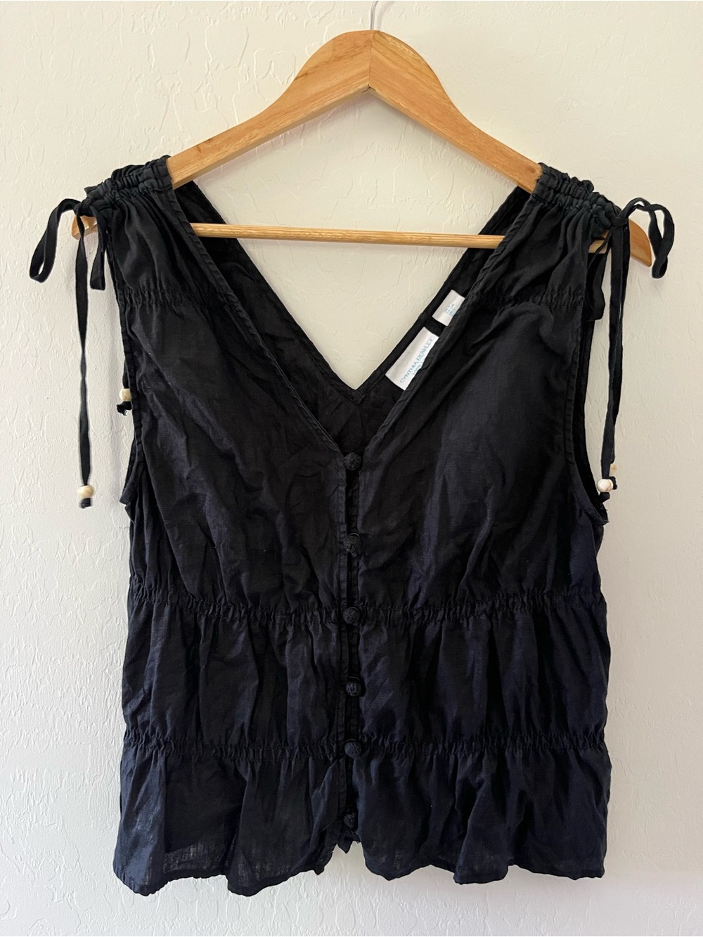 Cynthia Rowley 100% Linen Button Front Double V Sleeveless Blouse Ruched Detail